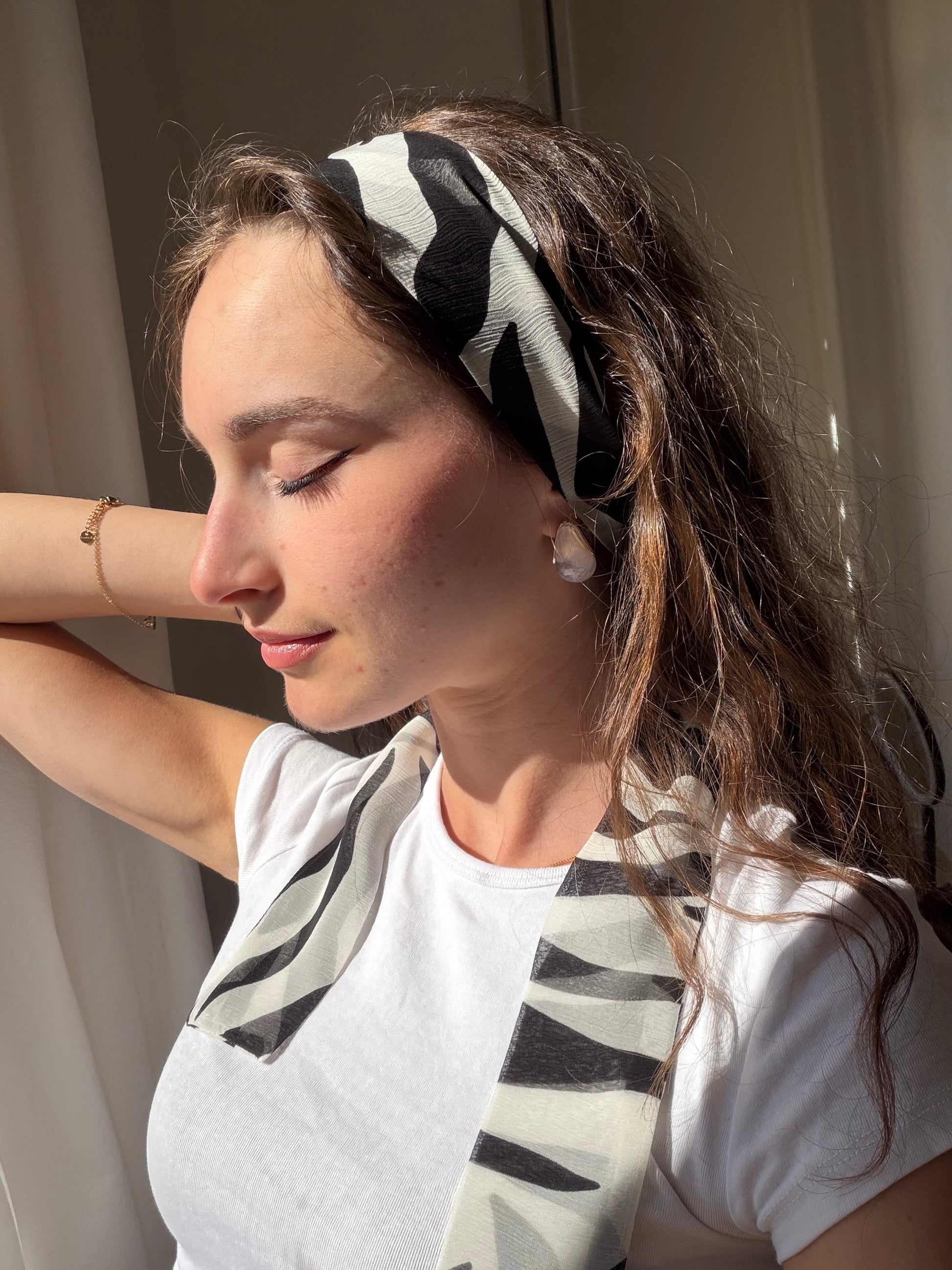 Le Bandeau long en soie Zèbre