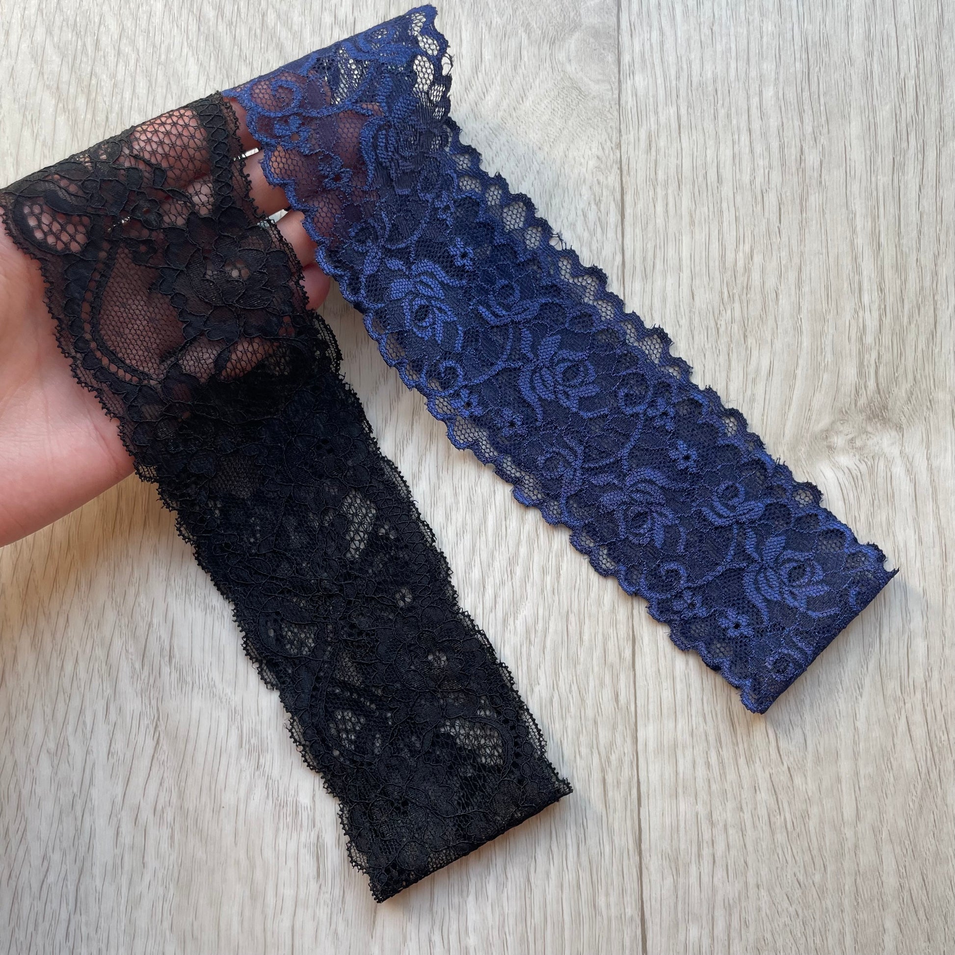 Lot 2 bandeaux en dentelle