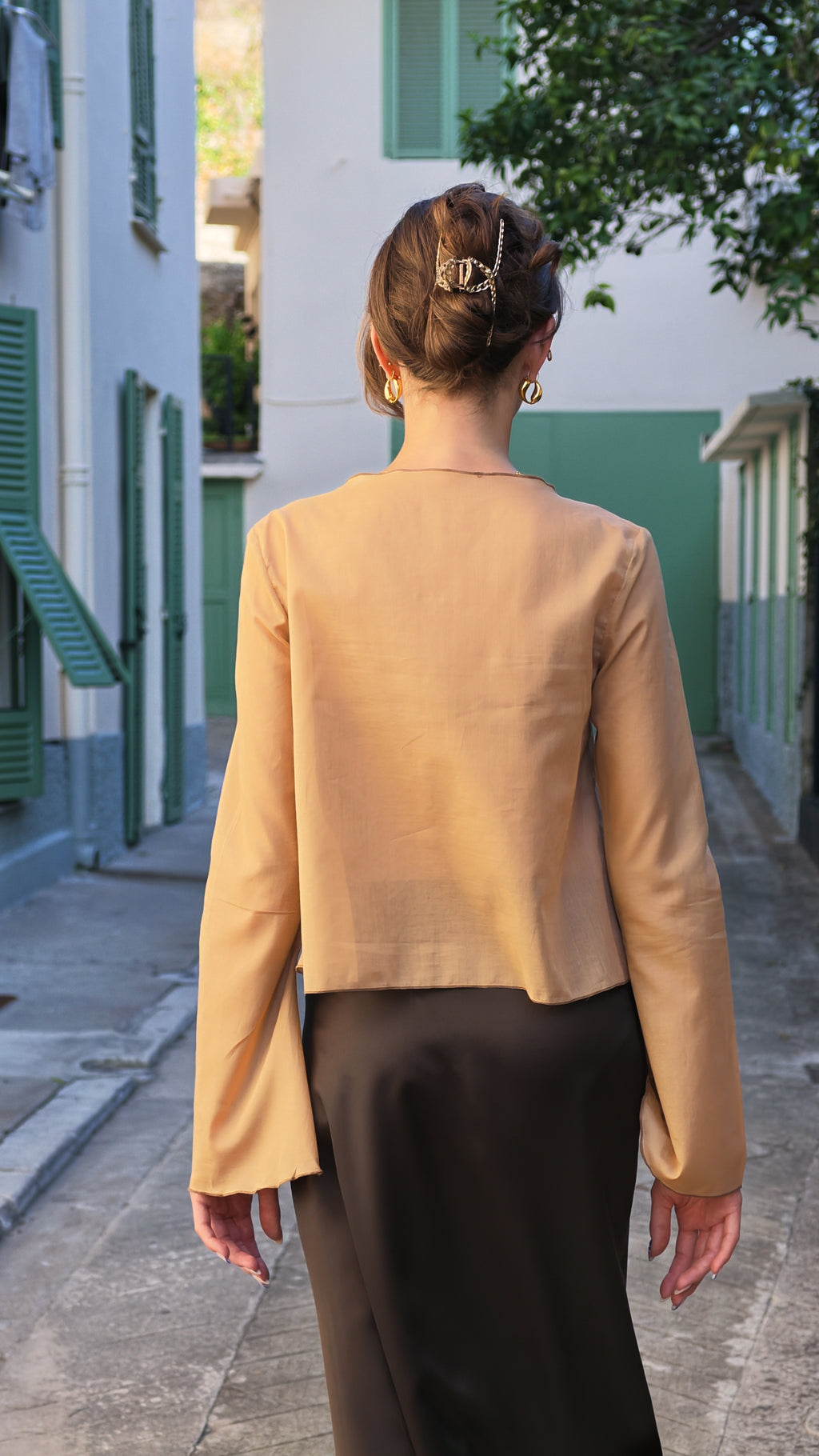 Blouse évasée à noeuds