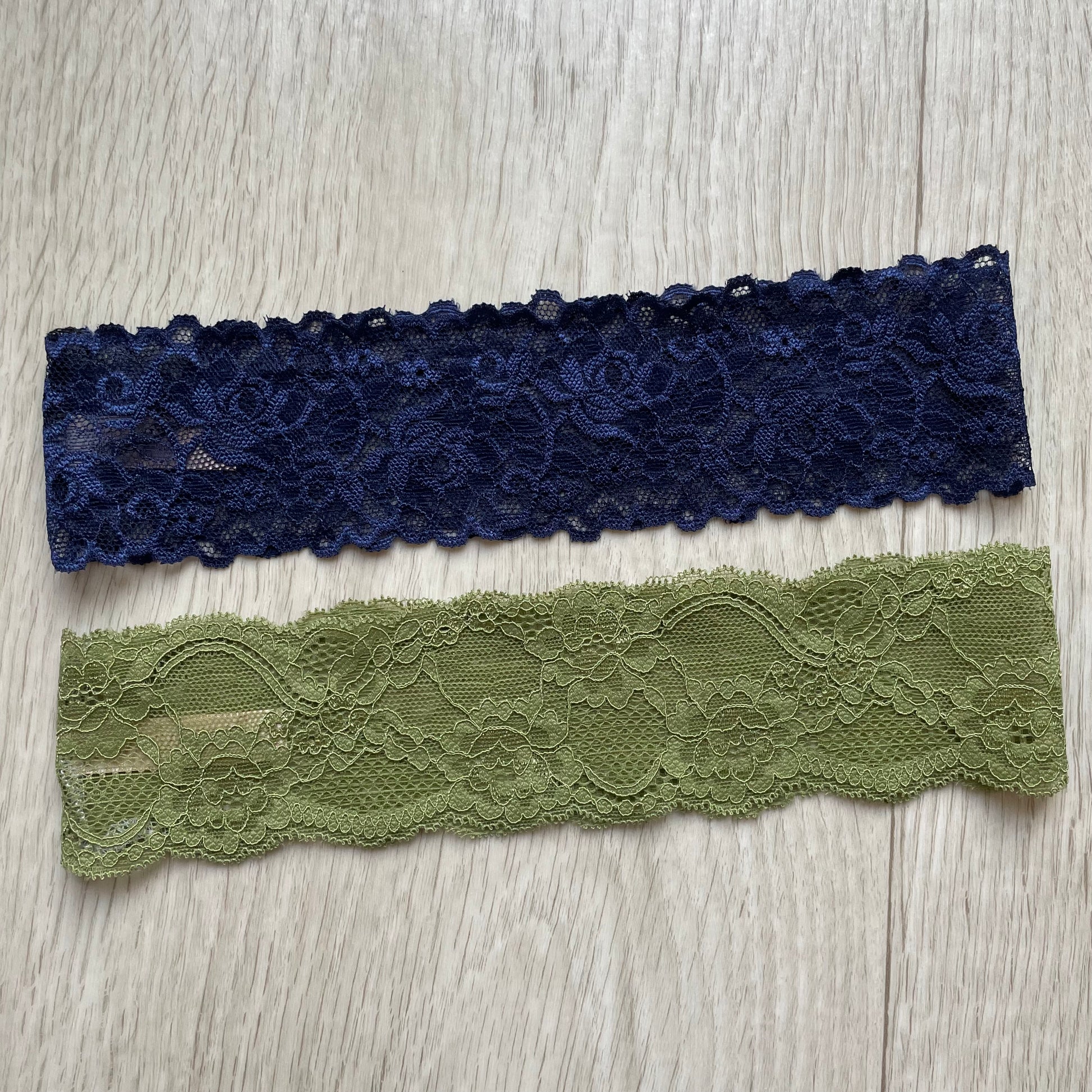 Lot 2 bandeaux en dentelle
