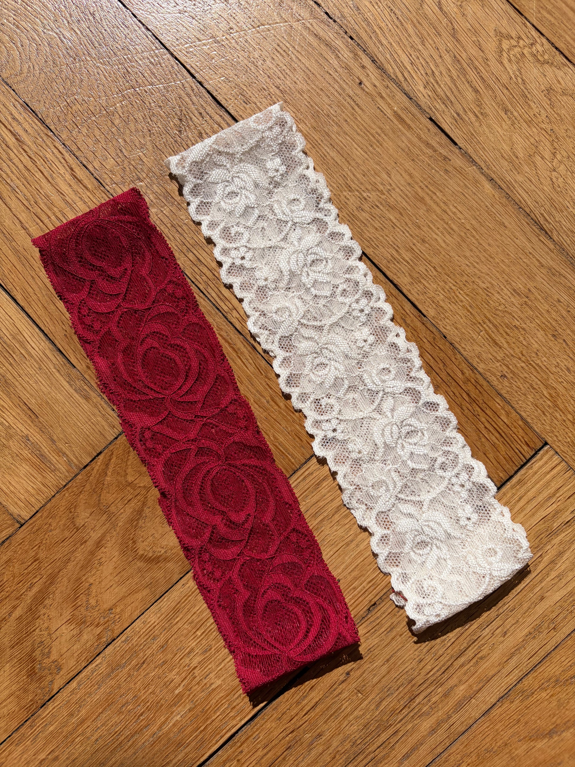 Lot 2 bandeaux en dentelle