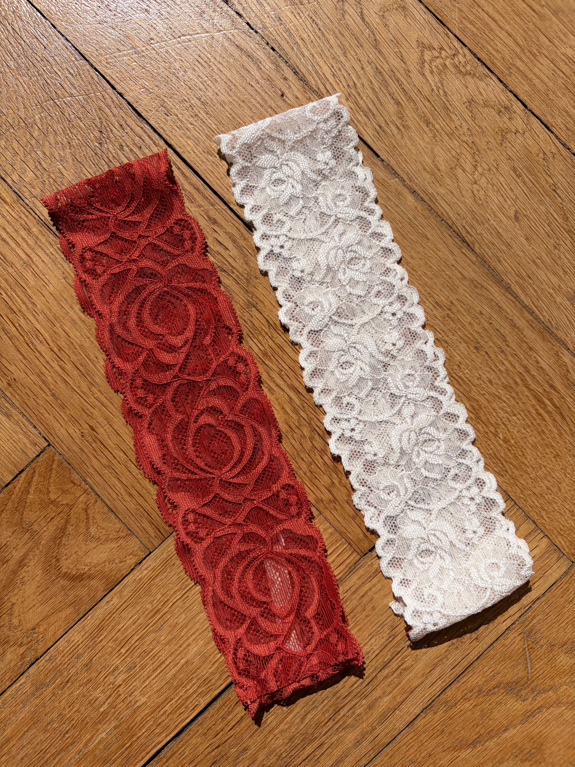 Lot 2 bandeaux en dentelle