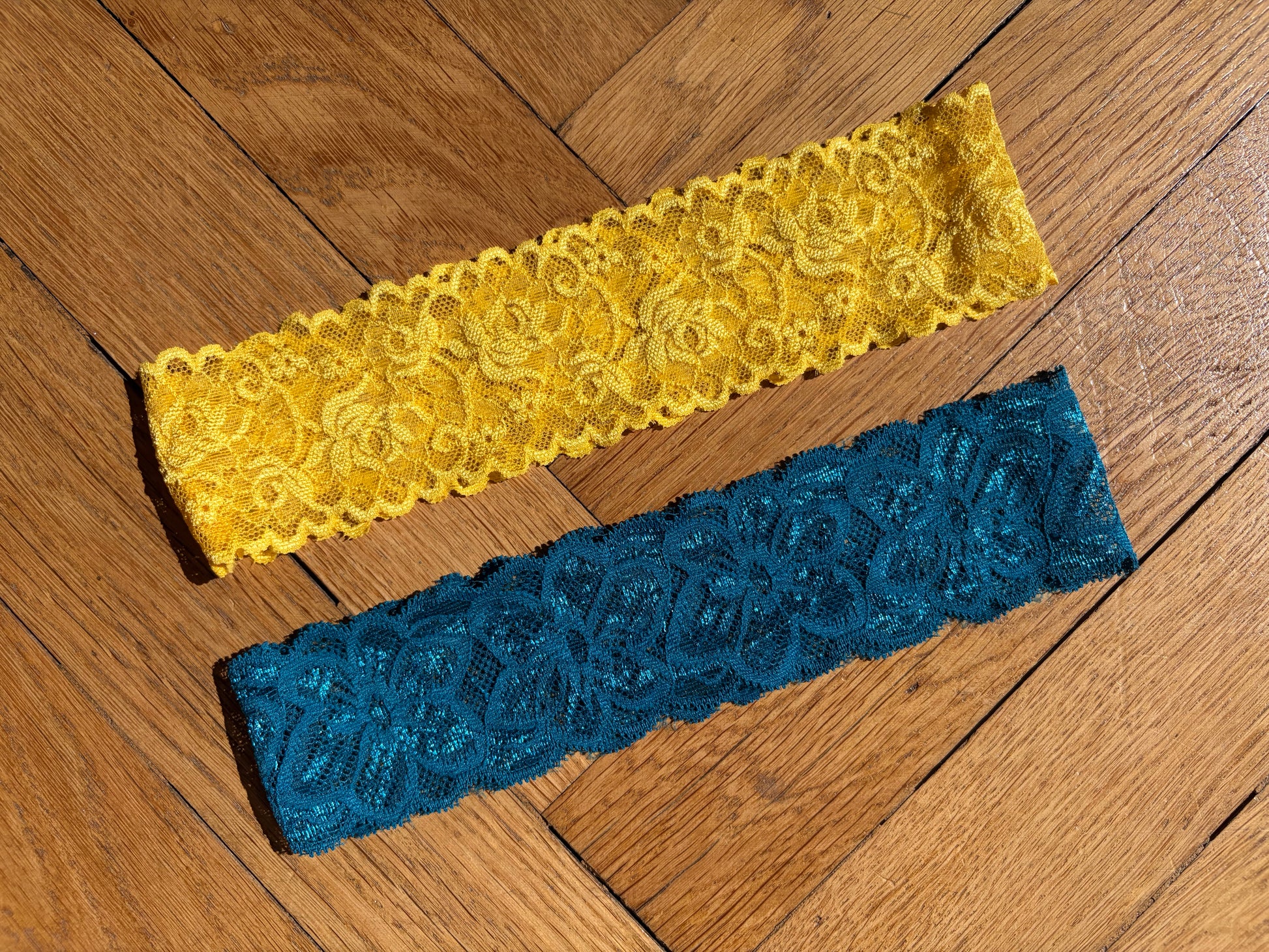 Lot 2 bandeaux en dentelle