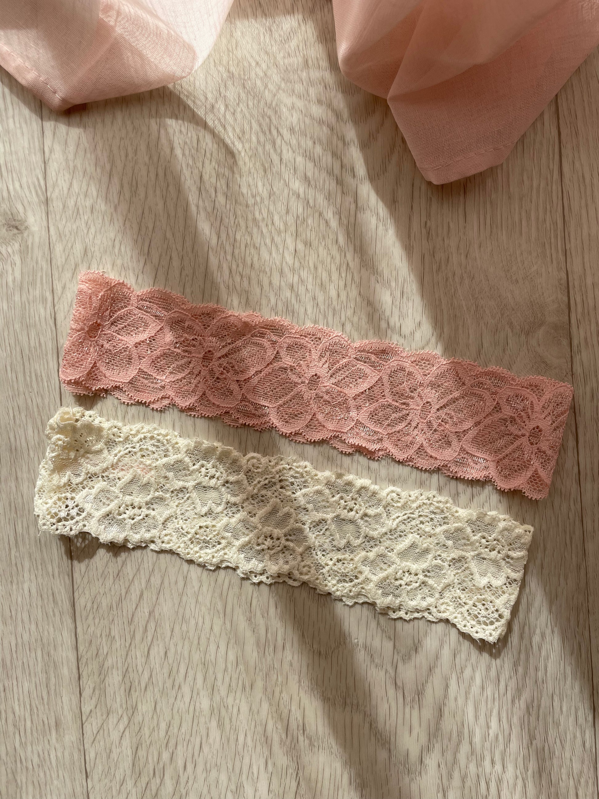 Lot 2 bandeaux en dentelle