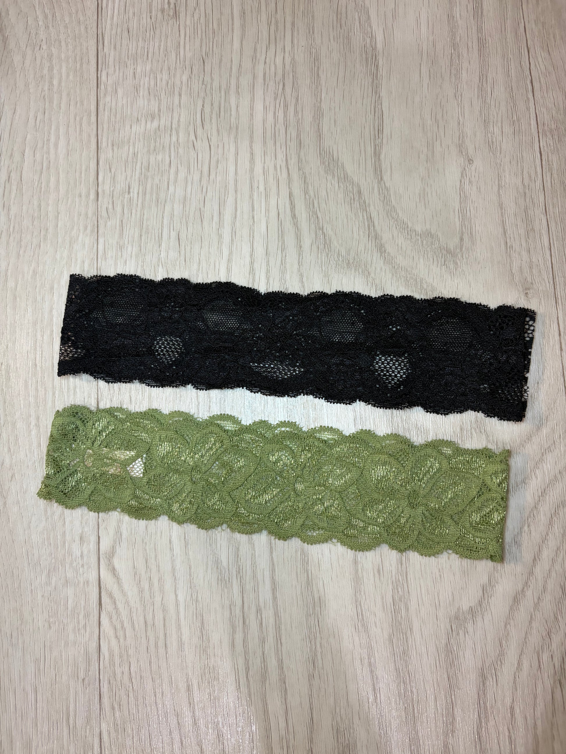 Lot 2 bandeaux en dentelle