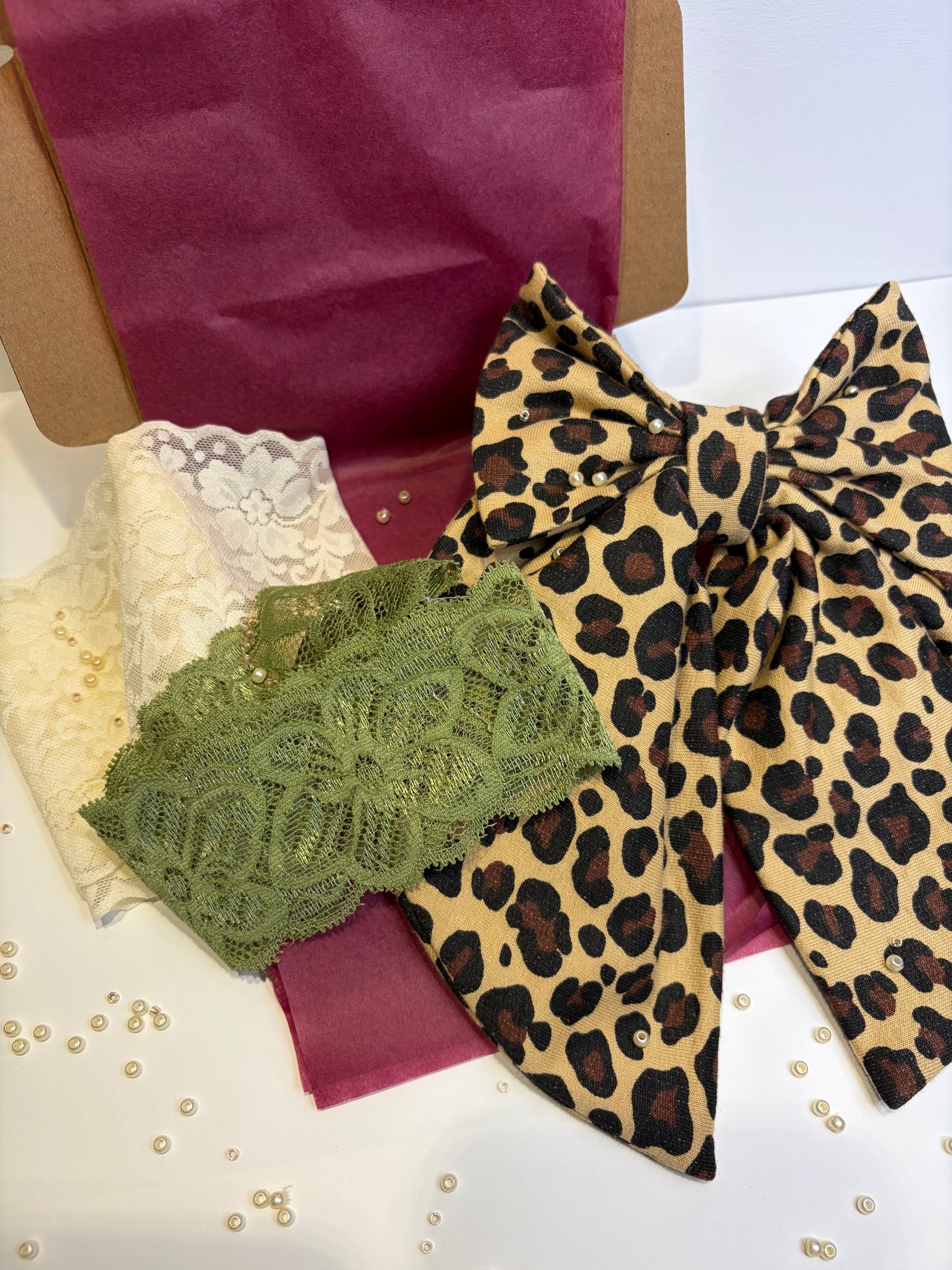 Box Noël 2 bandeaux + 1 noeud léopard