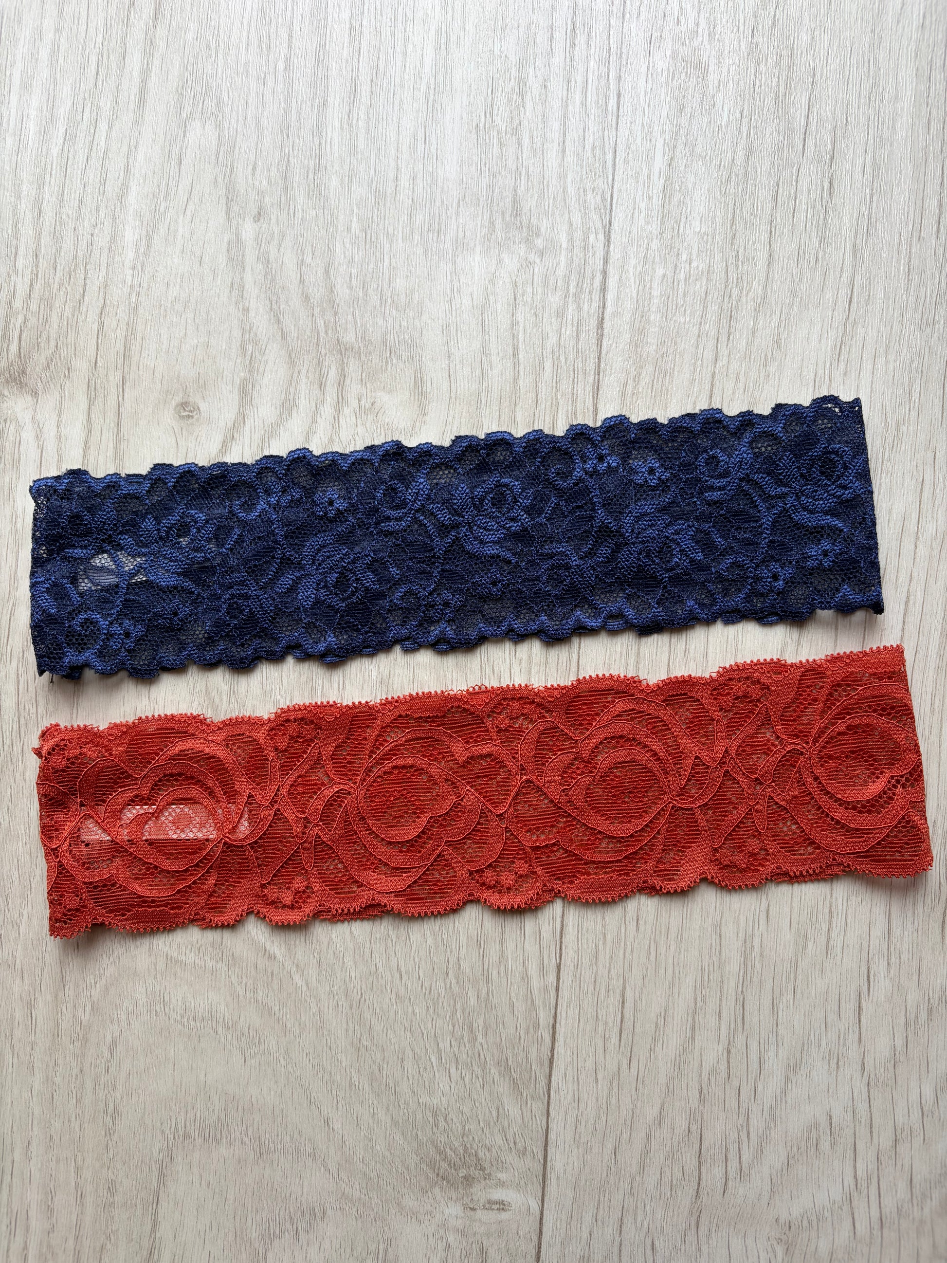 Lot 2 bandeaux en dentelle