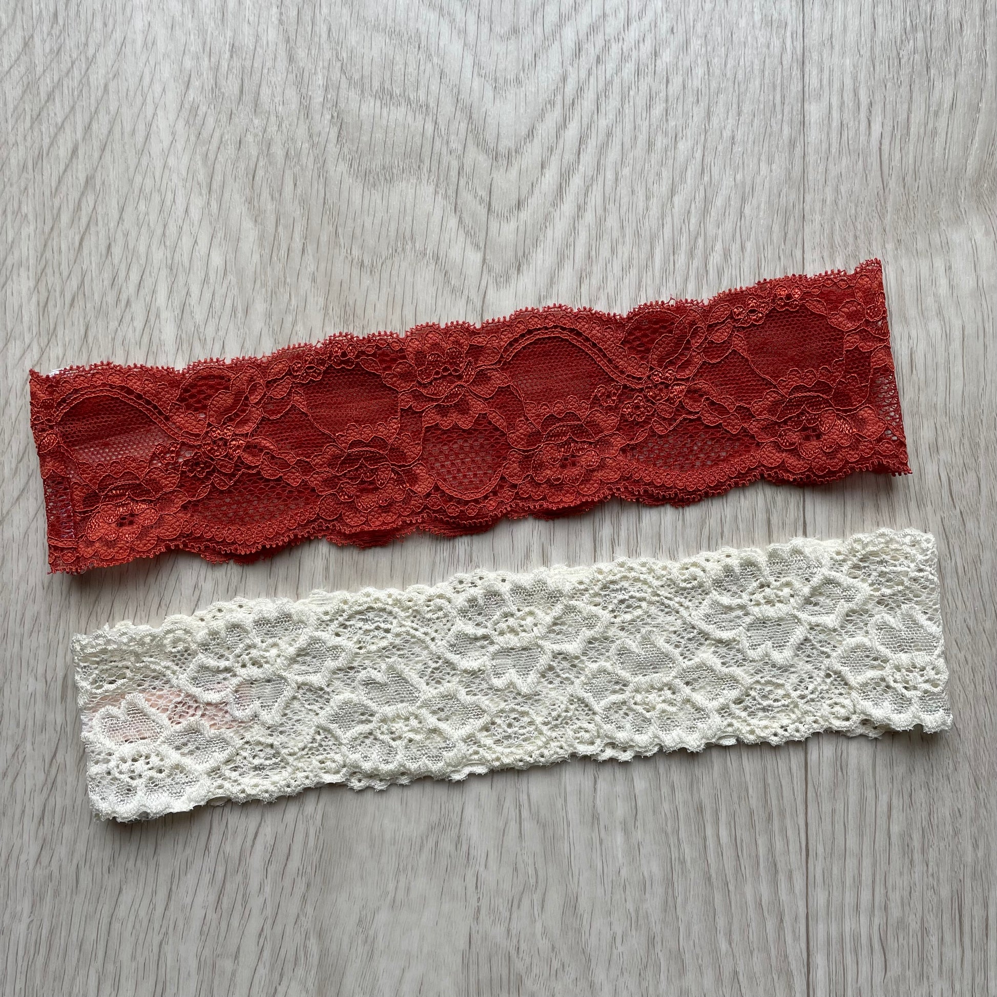 Lot 2 bandeaux en dentelle